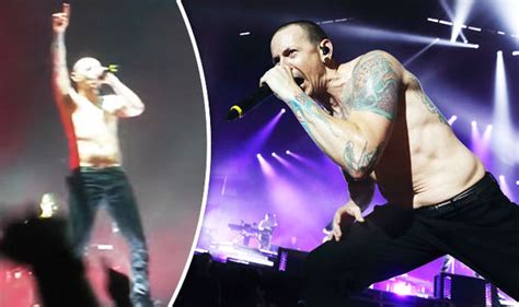 Čím se živil jako mladý? Chester Bennington dead: Linkin Park star's final live ...