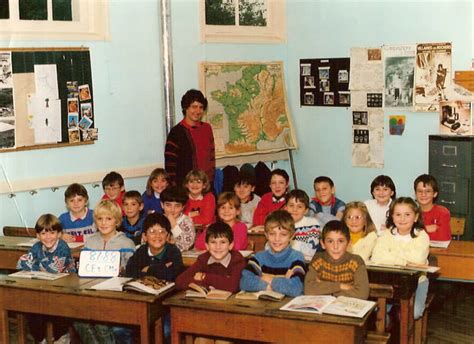 Photo De Classe Numériser0007 De 1987 Ecole De Leglise Villaines Les