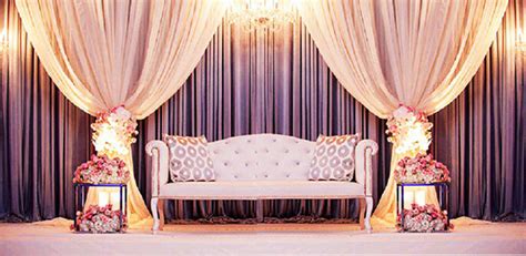 8 Wedding Backdrop Decorations To Make You Go Omg