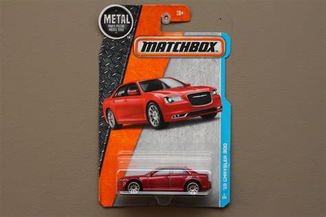 Matchbox 2016 Mbx Adventure City 15 Chrysler 300 Red See Condition