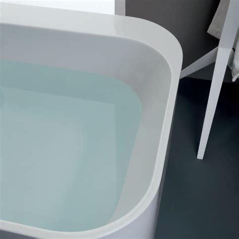 Le vasche da bagno design proposte da stile bagno rappresentano l'essenza della bellezza: Vasche freestanding e design: Vasca da bagno Roma 170x80xh58