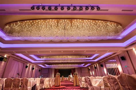 Lucky palace melaka will be approved to reopen large banquets on 1/7/2020, but will follow the banquet safety standard opera. Lucky Palace Restaurant - Gallery | Chinese Restaurant In ...