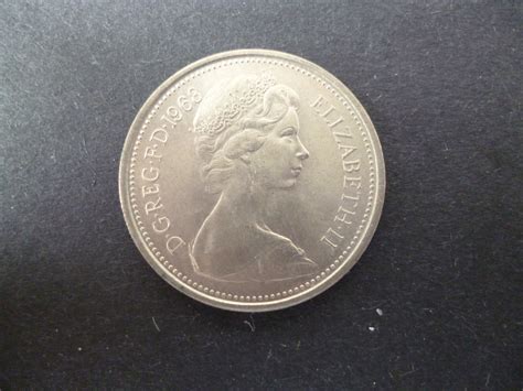 United Kingdom 1968 Five Pence Coin 5p In Circulated Used Etsy Uk