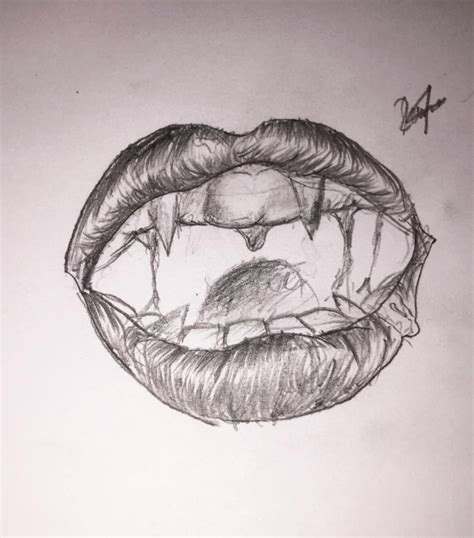 Tried To Draw A Vampire Mouth😹 Animales