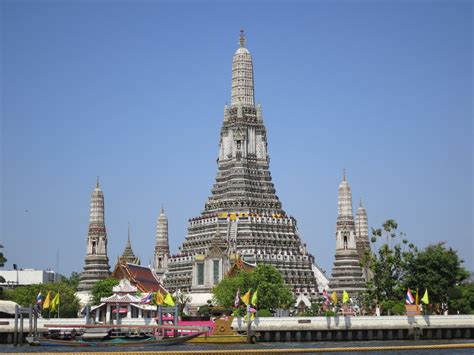 Wat Arun A Serene And Majestic Temple My Travel Tracks