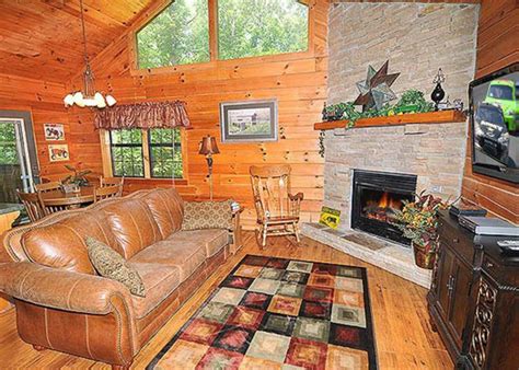 19 villas in sevierville from $819. She Thinks My Tractor's Sexy Chalet in Sevierville w/ 1 BR ...