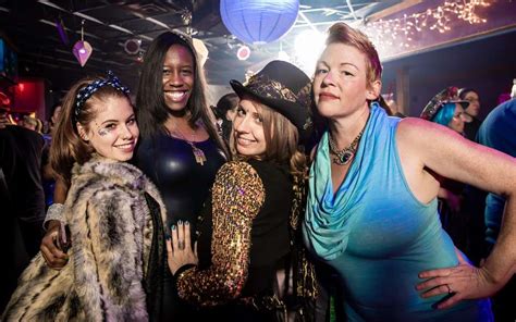 Best Gay Lesbian Lgbtq Bars In Las Vegas Queer Nightlife Spots Thrillist