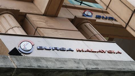 Bursa Malaysia Opens Higher But Retreats On Profit Taking