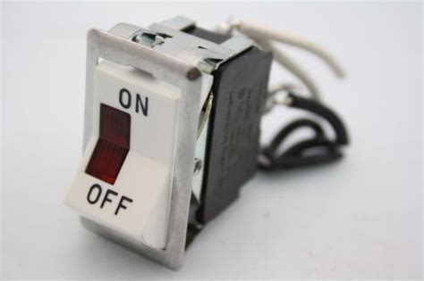 Buy Carling Technologies Lighted Rocker On Off Switch 10a250vac 15a125vac 12hp In Atlit Israel