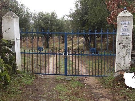 Monte alentejano à venda na estrada sem nome s n Crato e Mártires