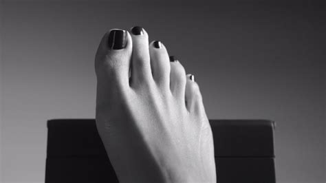 Studio Lernert And Sander — Foot Models