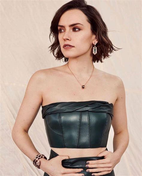 daisy ridley needs to be dominated by a big thick cock scrolller