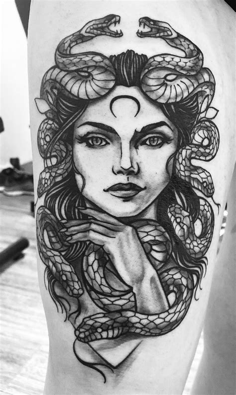 Cute Tattoos Flower Tattoos New Tattoos Blackwork Thigh Sleeve Wiccan Tattoos Medusa