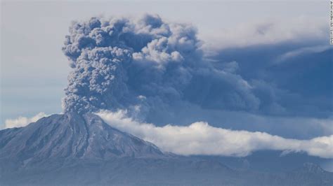 Calbuco Volcano In Chile Erupts For Third Time Cnn