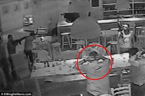 Armed Men Stormed Into Upmarket Restaurant And Kidnapped El Chapo S Son At Gunpoint Daily Mail