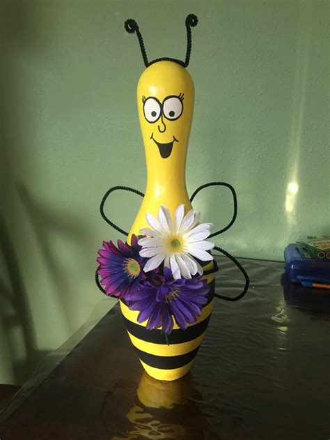 Bumble Bee Bowling Pin Bowling Pin Crafts Bowling Ball Crafts Bowling Pins