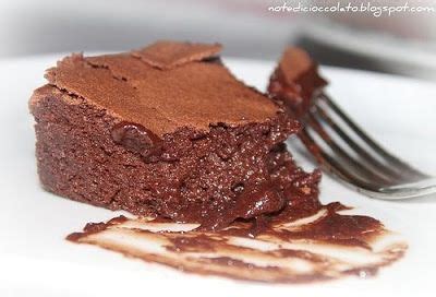 Ingredienti e preparazione di questo delizioso dolce che piacerà tanto a grandi e piccini. Torta mousse al cioccolato | Ricetta nel 2020 | Dolci ...