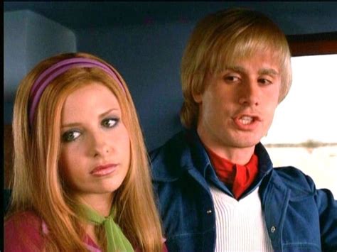 fred and daphne daphne blake daphne and fred freddie prinze hanna barbera scooby doo diy