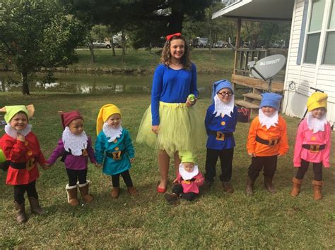 Snow White And The Dwarfs Costume Dwarfs Halloween Costumes Seven