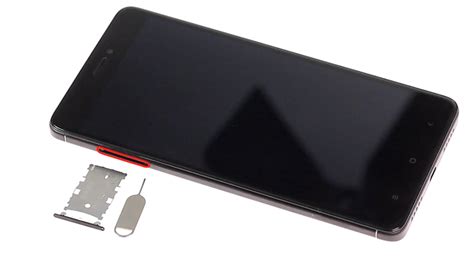 Namun disisi lain, penggunaan desain seperti itu membuat pengguna kesusahan ketika terjadi kerusakan pada smartphone atau berniat untuk mengganti komponen smartphone. Cara membuka casing xiaomi Redmi 4X [Cara ganti baterai ...