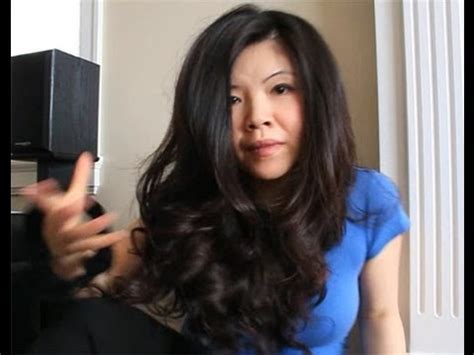 Now that the temperatures are rising, there's no way i can stand the heat of the blow dryer. how to curl your hair without curling iron, without heat ...