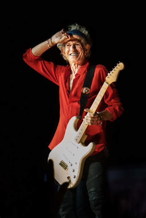 But richards' own memoirs suggest he may have been more careful with his intake than his bacchanalian public. Keith Richards 2021: Fiancée, net worth, tattoos, smoking & body facts - Taddlr