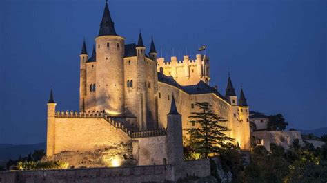 Los 10 Castillos Mejor Conservados Que Puedes Visitar En España