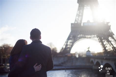 A Love Photo Session For Your Valentines Day In Paris Bulles De Joie