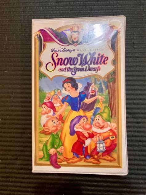 Snow White And The Seven Dwarfs Walt Disneys Masterpiece Collection