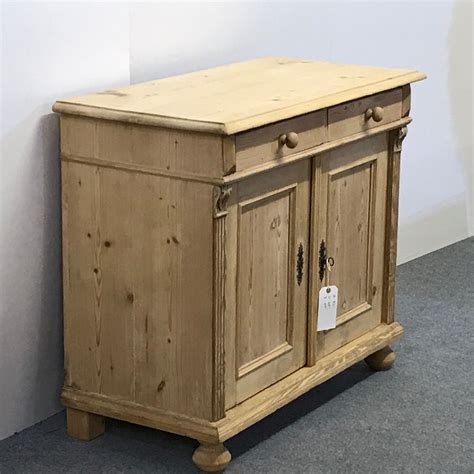 Expatica is the international community's online home away from home. Antique Pine Kitchen Cupboard | 571737 | Sellingantiques ...