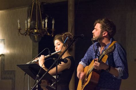 Wineboxes Clinch Hillsdale Idol Unplugged