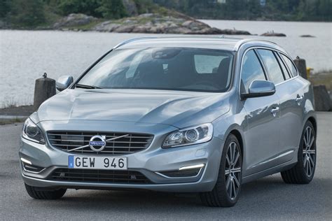 Fuel consumption for the 2014 volvo v60 is dependent on the type of engine, transmission, or model chosen. Volvo V60 2014