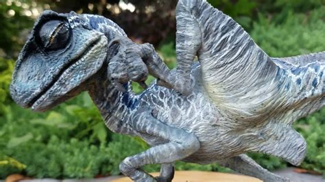 Jurassic World Blue Velociraptor Hatchling Prop Replica Youtube