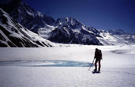 Snow Lake Pakistan Paki Mag