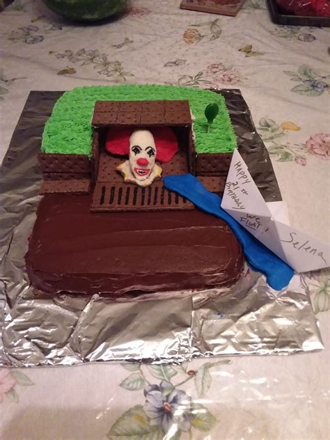 Pennywise Cake Pennywise Cake Movie Birthday Party Horror Movie Birthday Party