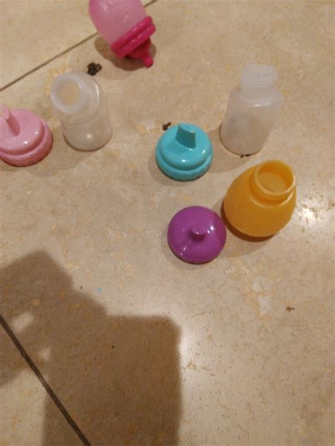 Lot Of Baby Alive Doll Bottles 11 Bottles Carry Bag And Pacifier Ebay