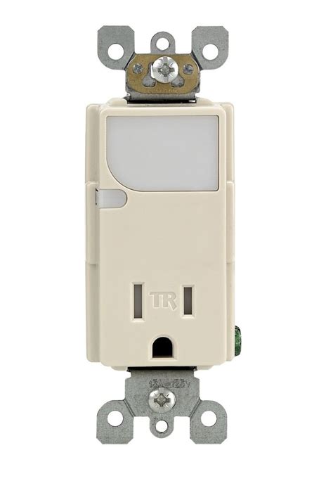 Product Detail T6525 W Combination Decora Tamper Resistant Receptacle