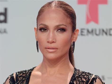 Jennifer Lopez Said Men Are Useless Before 33