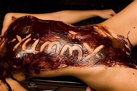 Chocolate Syrup On Sexy Nude Girls Pussy