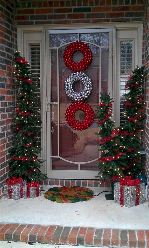 Awesome 50 Stunning Front Porch Christmas Lights Decorations Ideas