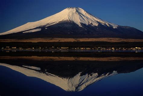 The Japan Travel Digest Mtfuji The Highest Mountain In Japan