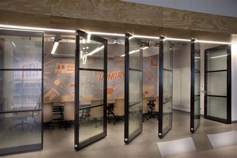 operable partitions folding partitions glass walls and accordion doors modernfold glass