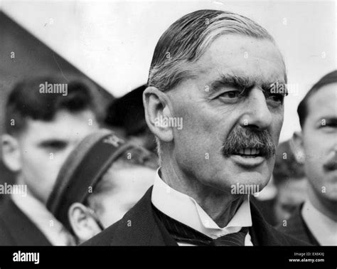 Neville Chamberlain And Hitler Fotograf As E Im Genes De Alta Resoluci N Alamy