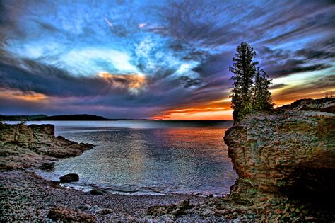 Maybe you would like to learn more about one of these? 13 Jaw-Dropping Photos of Michigan's Shipwreck Coast