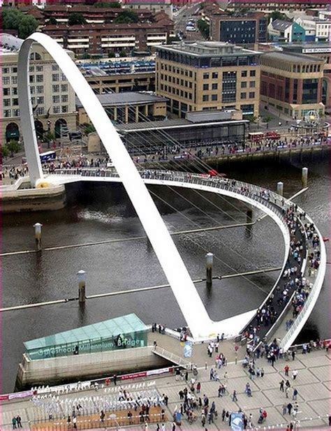 20 Most Amazing And Famous Pedestrian Bridges Around The World Bridges