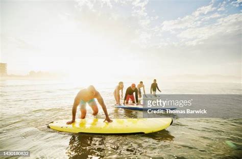 Pre Teen Girls Beach Stock Fotos Und Bilder Getty Images