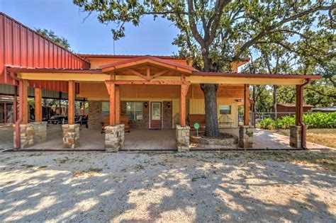 Callagent for directionsproperty is in the flood zone. New! 6BR Waterfront Brownwood House w/Private Dock UPDATED ...