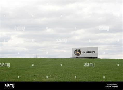Sign In Front Of John Deere Tractor Assembly Plant Waterloo Iowa Stock