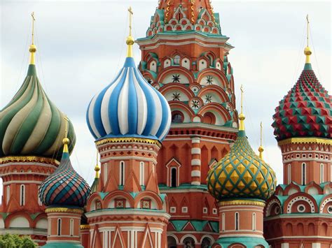 Check out these recommended free beginner russian resources for learning basic russian for travelers, including the cyrillic alphabet. Russia Travel Guide - The Trusted Traveller