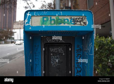 Phone Booth Graffiti Hi Res Stock Photography And Images Alamy